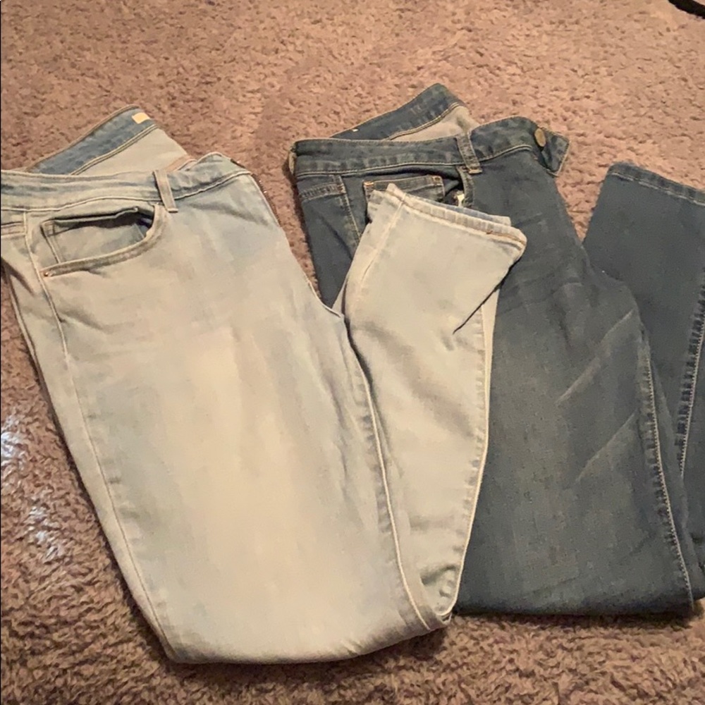 One pair of Levi’s jeans and off brand jeans.